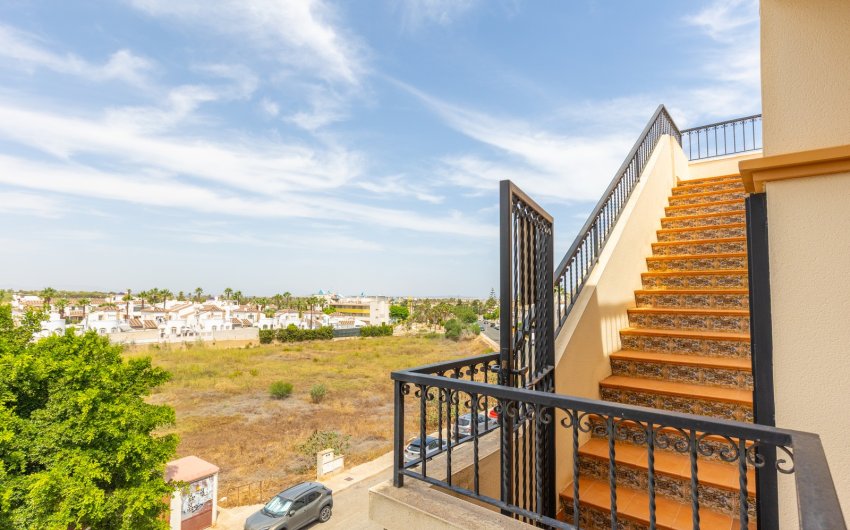 Herverkoop - Apartment -
Orihuela - Inland