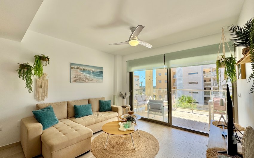 Herverkoop - Apartment -
Orihuela - Inland