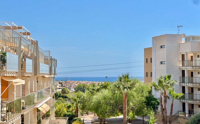 Herverkoop - Apartment -
Orihuela - Inland