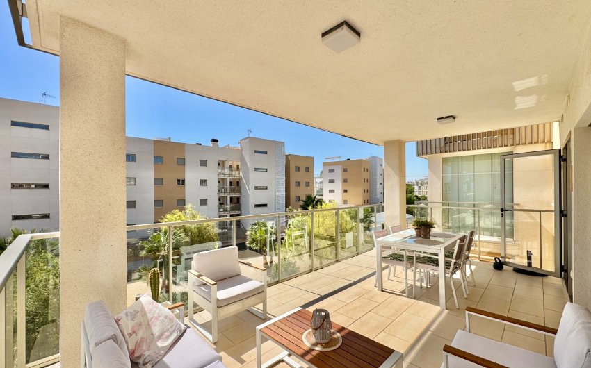 Herverkoop - Apartment -
Orihuela - Inland