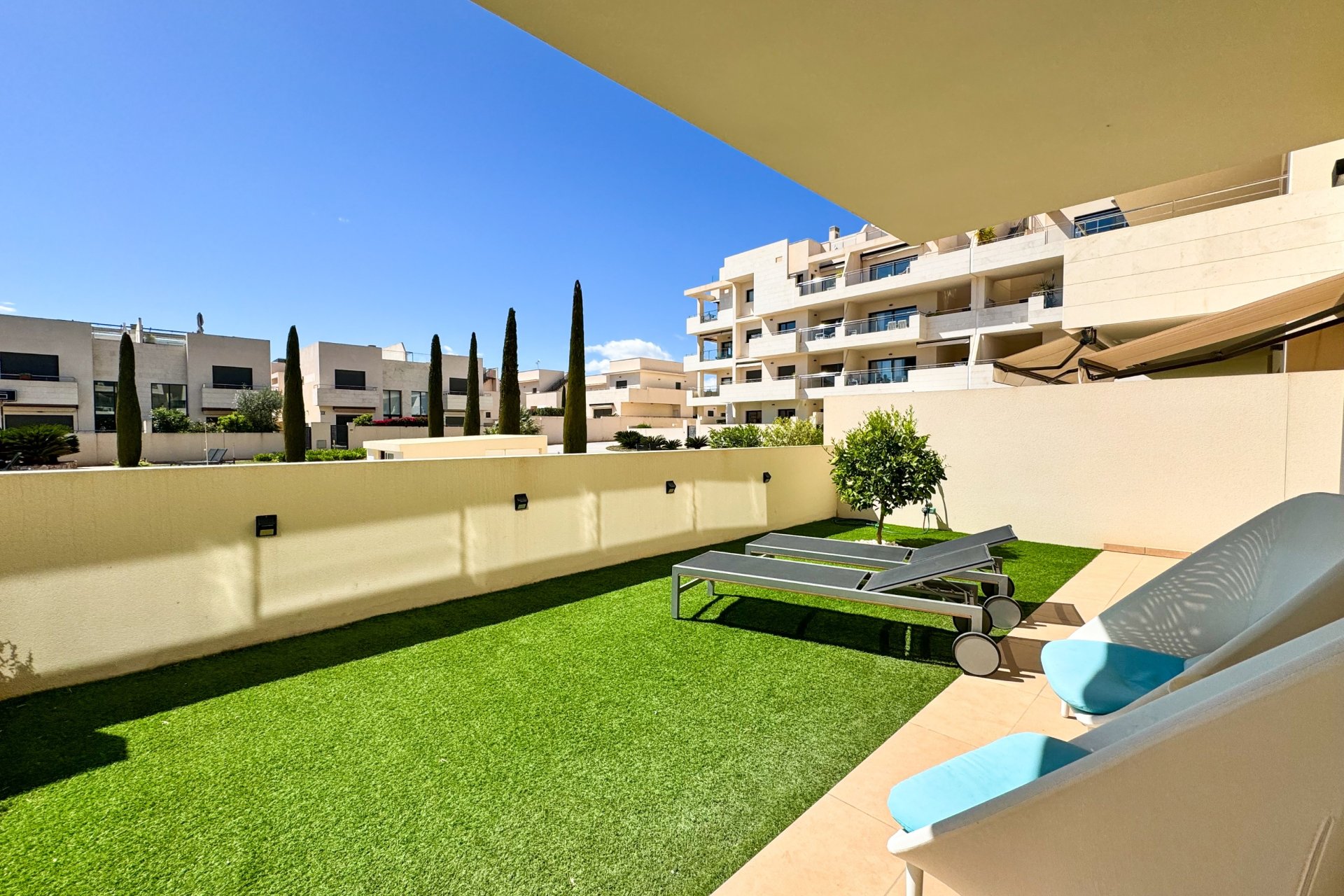 Herverkoop - Apartment -
Orihuela - Inland