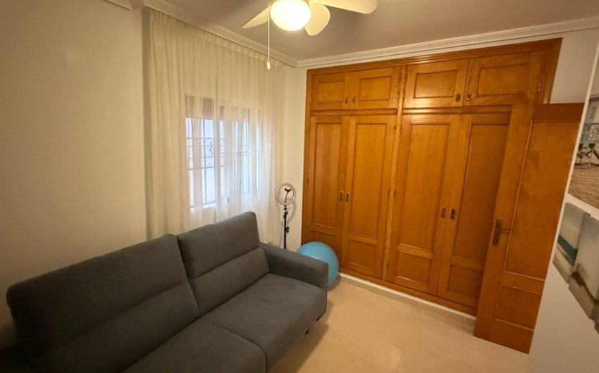 Herverkoop - Apartment -
Orihuela - Inland
