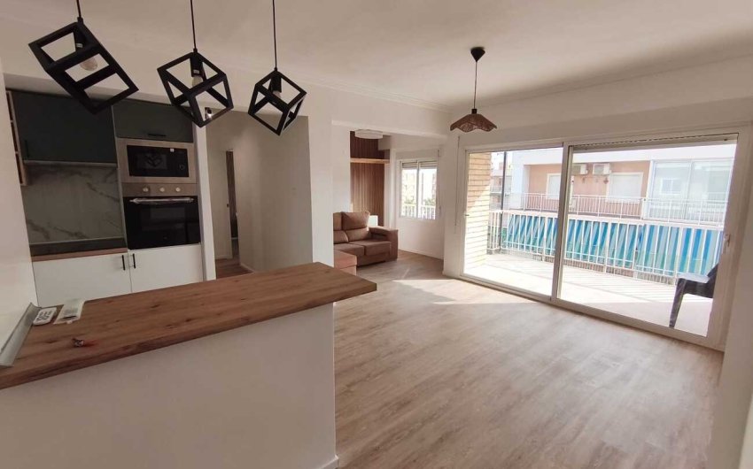 Herverkoop - Apartment Penthouse -
Punta Prima - Costa Blanca