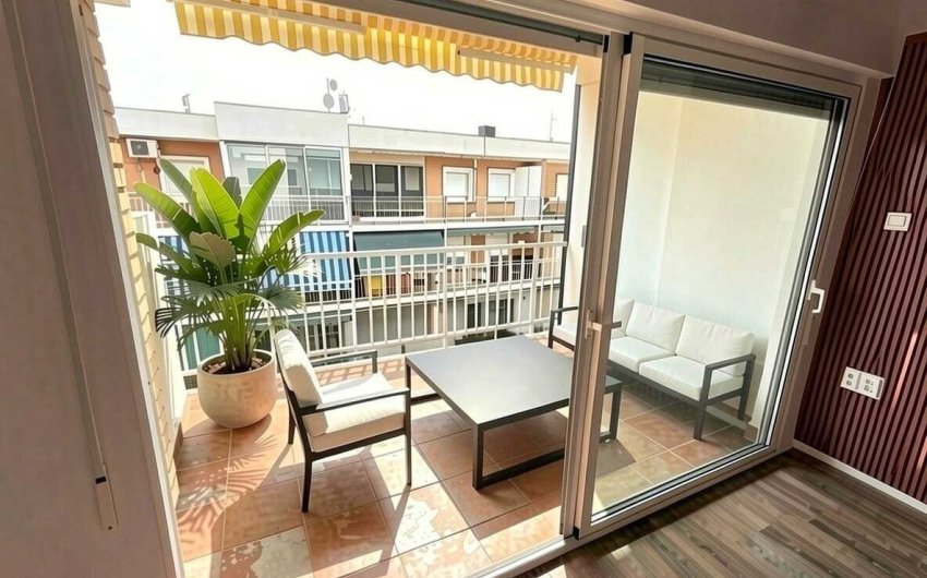 Herverkoop - Apartment Penthouse -
Punta Prima - Costa Blanca