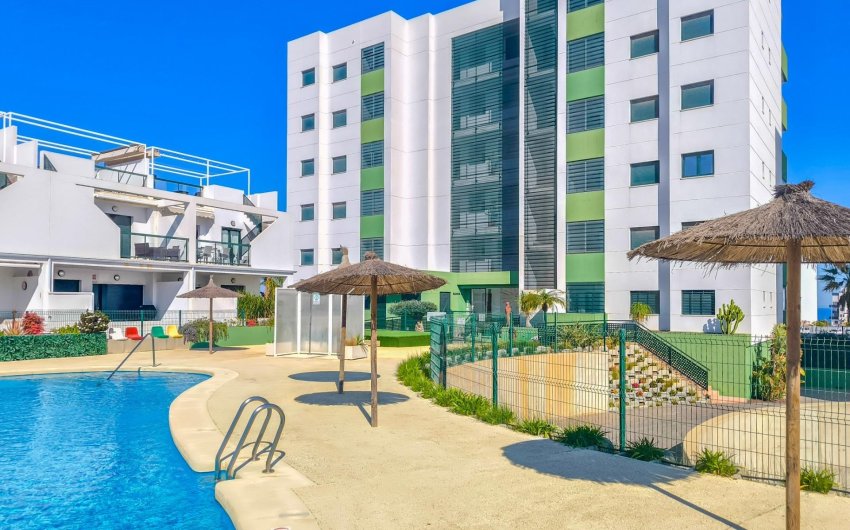 Herverkoop - Apartment -
Pilar de la Horadada - Mil Palmeras