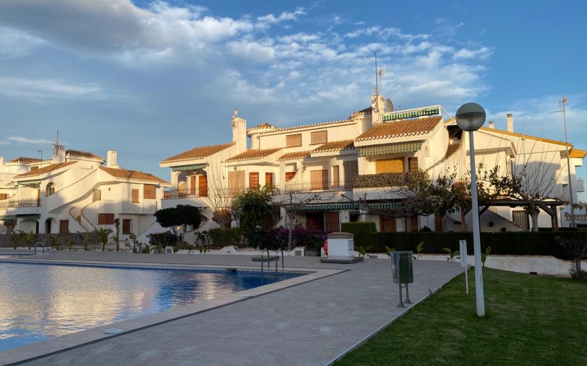 Herverkoop - Apartment -
Pilar de la Horadada - Torre De La Horadada