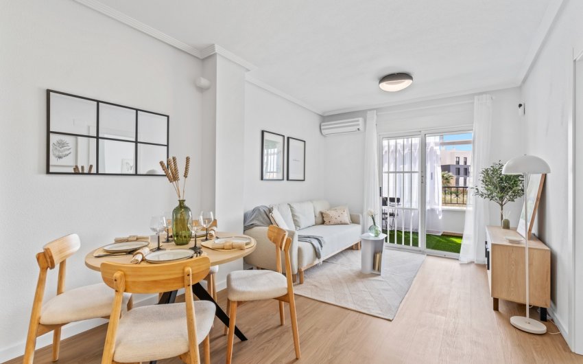 Herverkoop - Apartment -
Playa Flamenca - Costa Blanca
