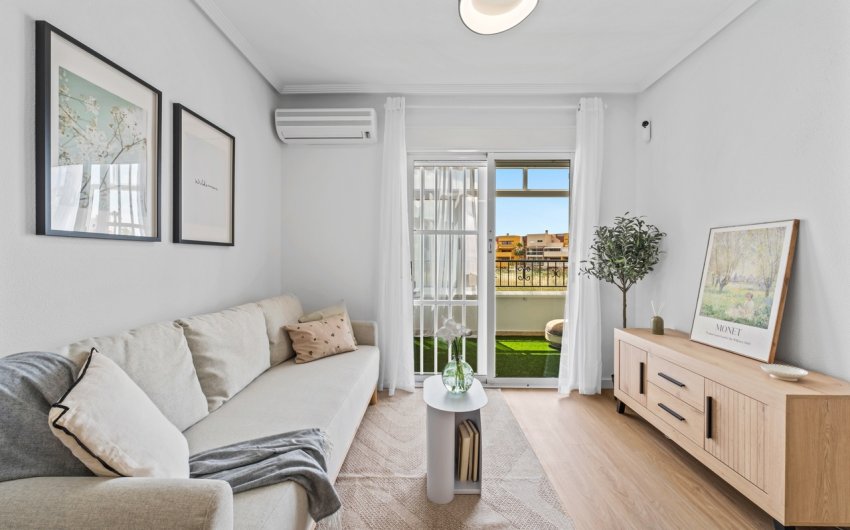 Herverkoop - Apartment -
Playa Flamenca - Costa Blanca