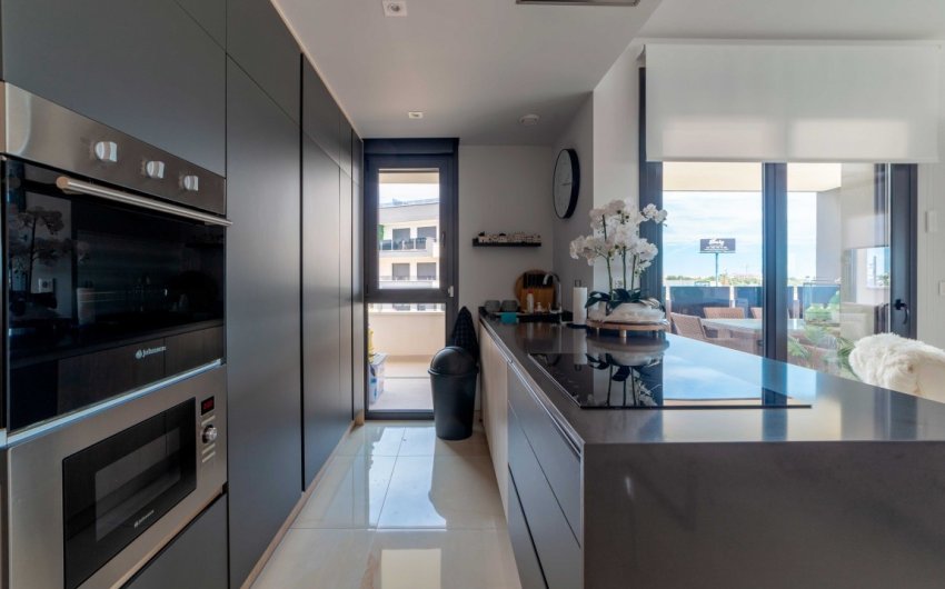 Herverkoop - Apartment -
Playa Flamenca - Costa Blanca