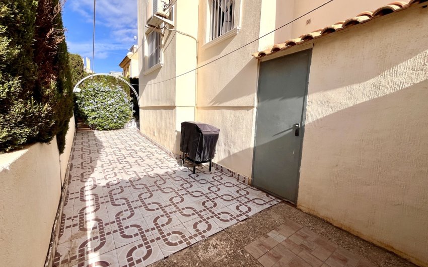 Herverkoop - Apartment -
Playa Flamenca - Costa Blanca