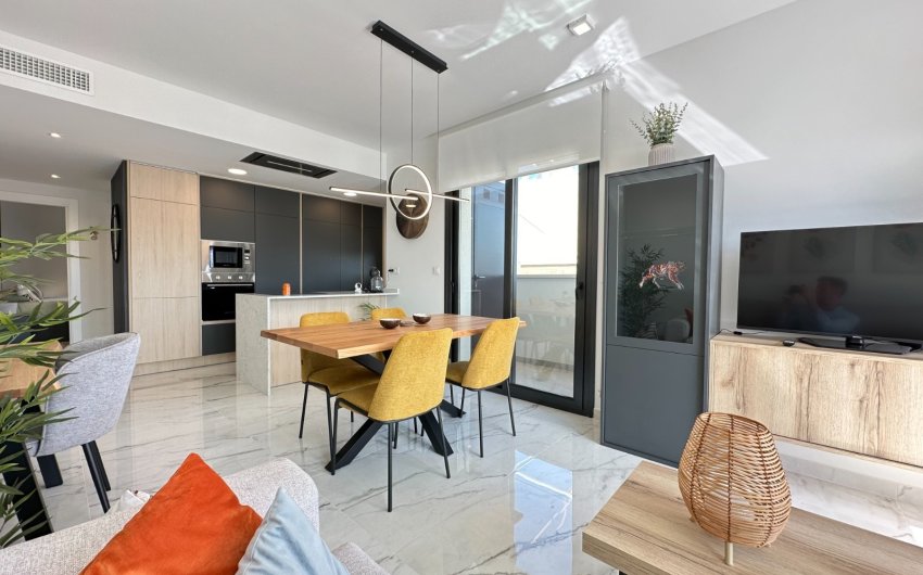 Herverkoop - Apartment -
Playa Flamenca