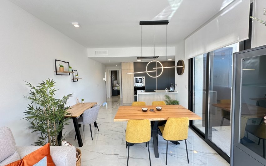 Herverkoop - Apartment -
Playa Flamenca