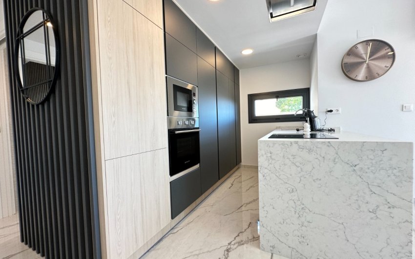 Herverkoop - Apartment -
Playa Flamenca