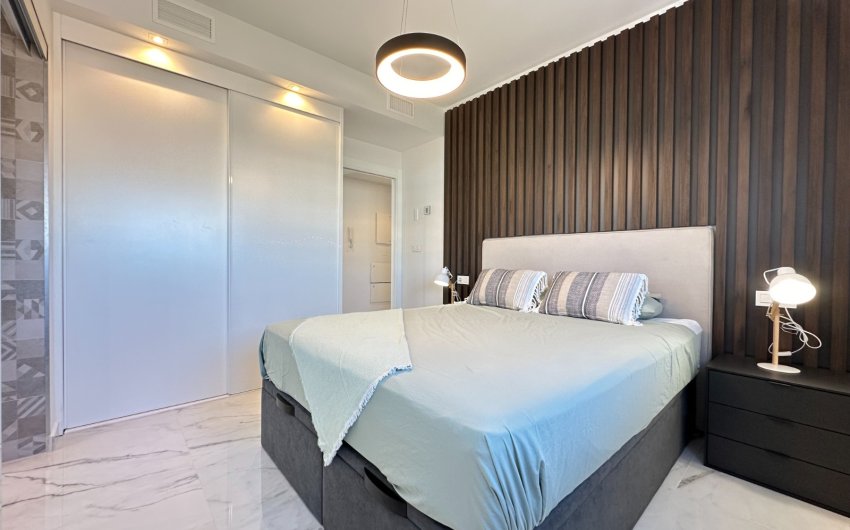 Herverkoop - Apartment -
Playa Flamenca