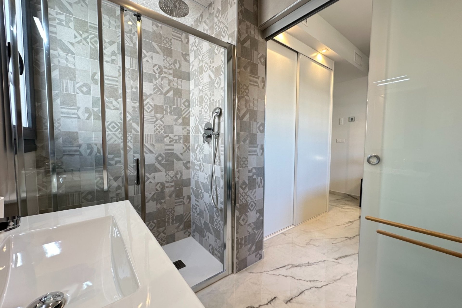 Herverkoop - Apartment -
Playa Flamenca