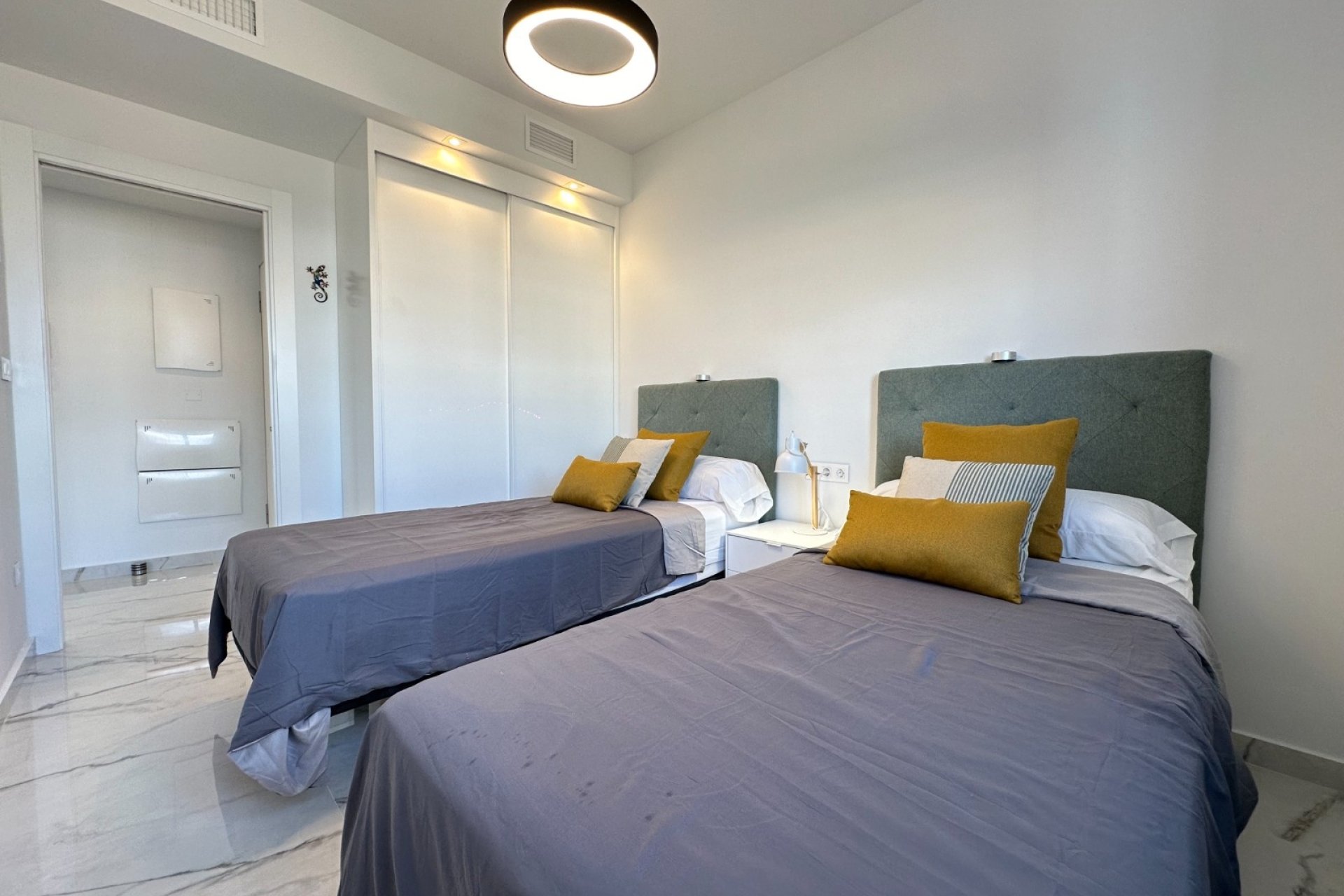 Herverkoop - Apartment -
Playa Flamenca