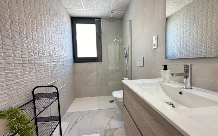 Herverkoop - Apartment -
Playa Flamenca