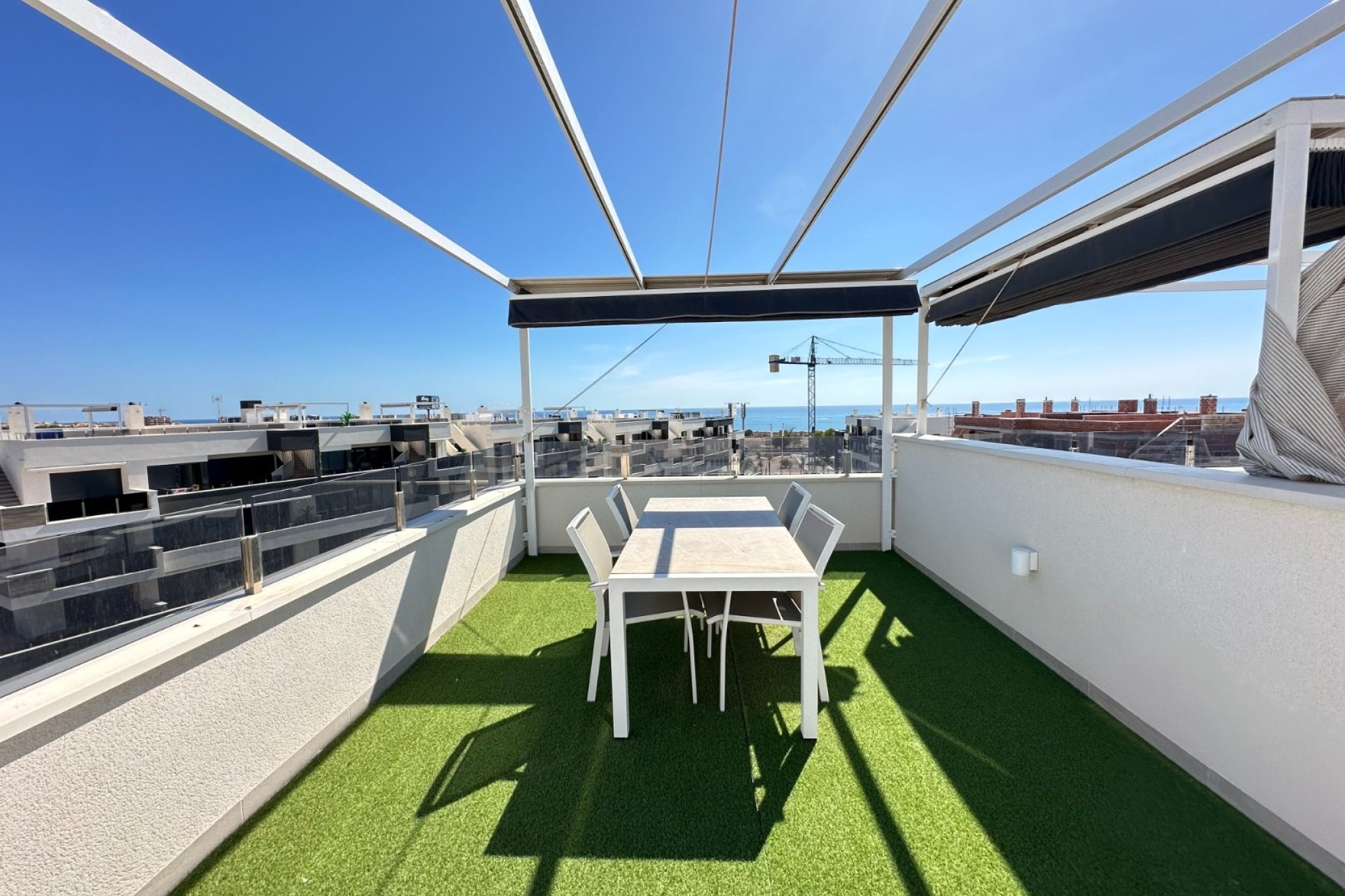 Herverkoop - Apartment -
Playa Flamenca