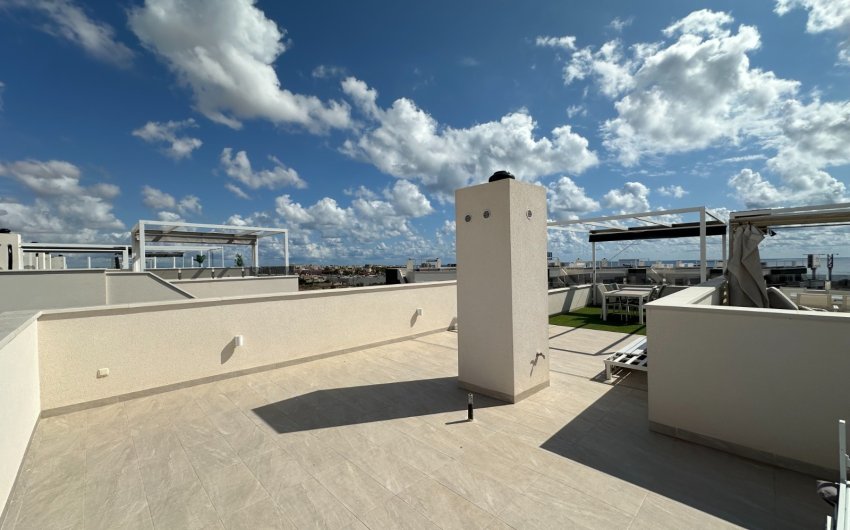 Herverkoop - Apartment -
Playa Flamenca