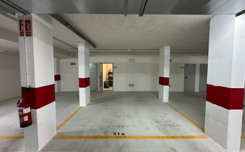 Herverkoop - Apartment -
Playa Flamenca