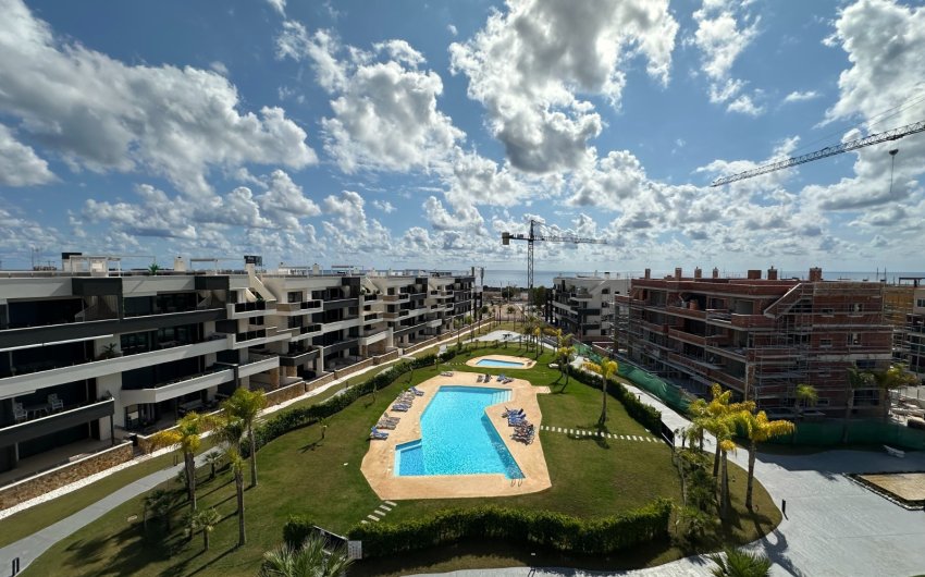 Herverkoop - Apartment -
Playa Flamenca
