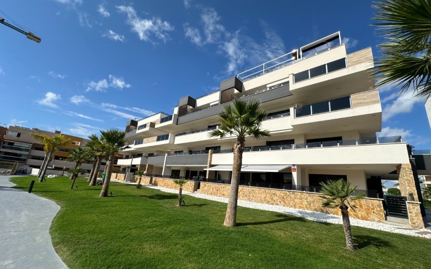 Herverkoop - Apartment -
Playa Flamenca