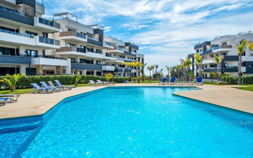 Herverkoop - Apartment -
Playa Flamenca