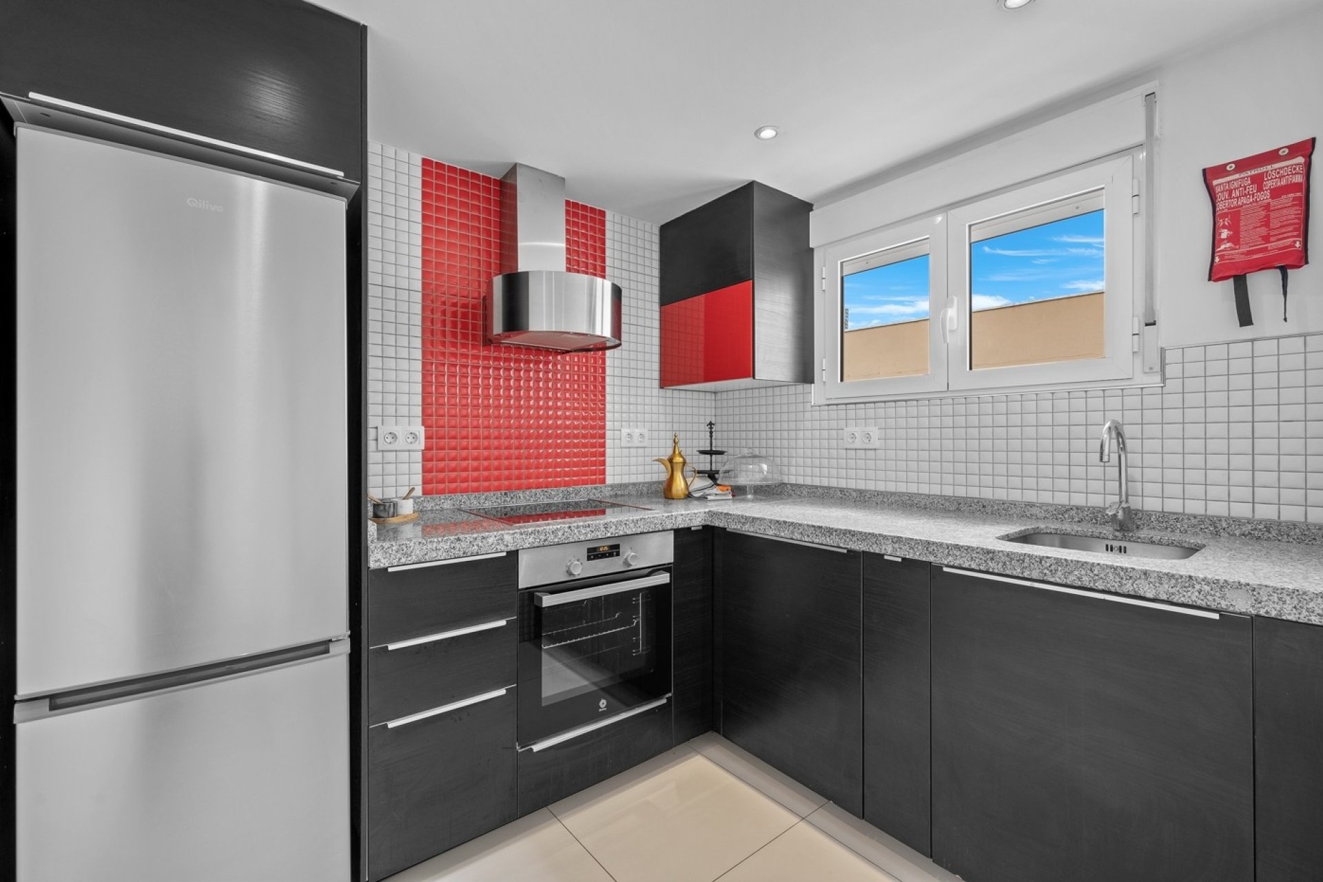 Herverkoop - Apartment -
Punta Prima - Costa Blanca