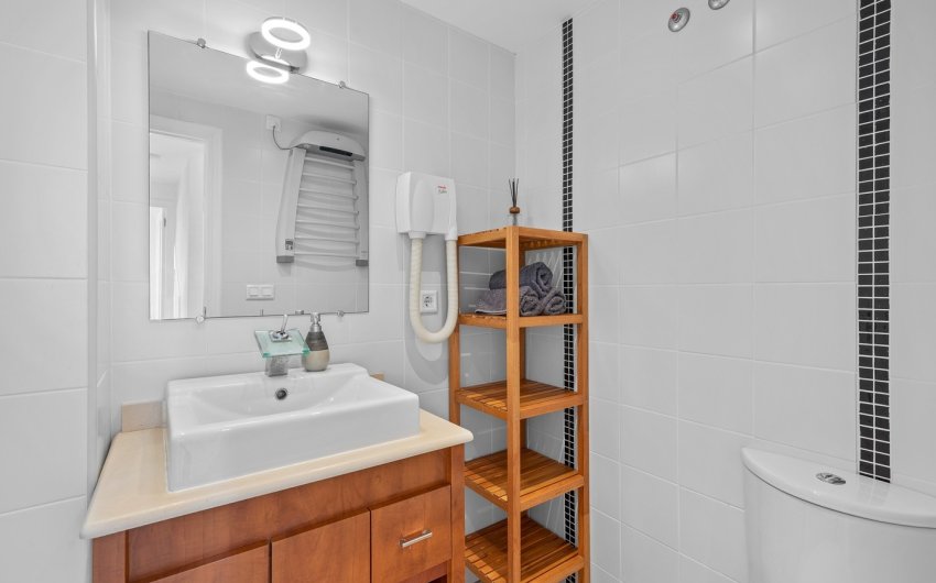 Herverkoop - Apartment -
Punta Prima - Costa Blanca