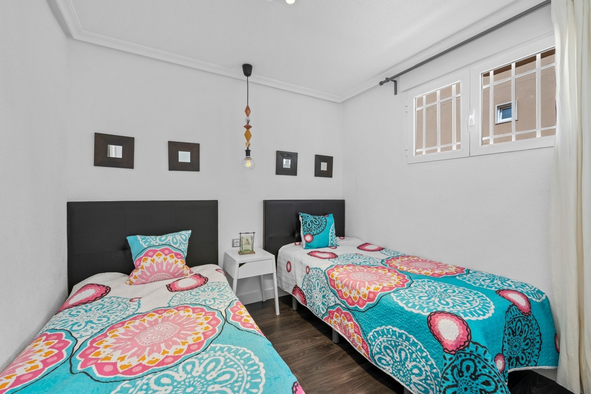 Herverkoop - Apartment -
Punta Prima - Costa Blanca