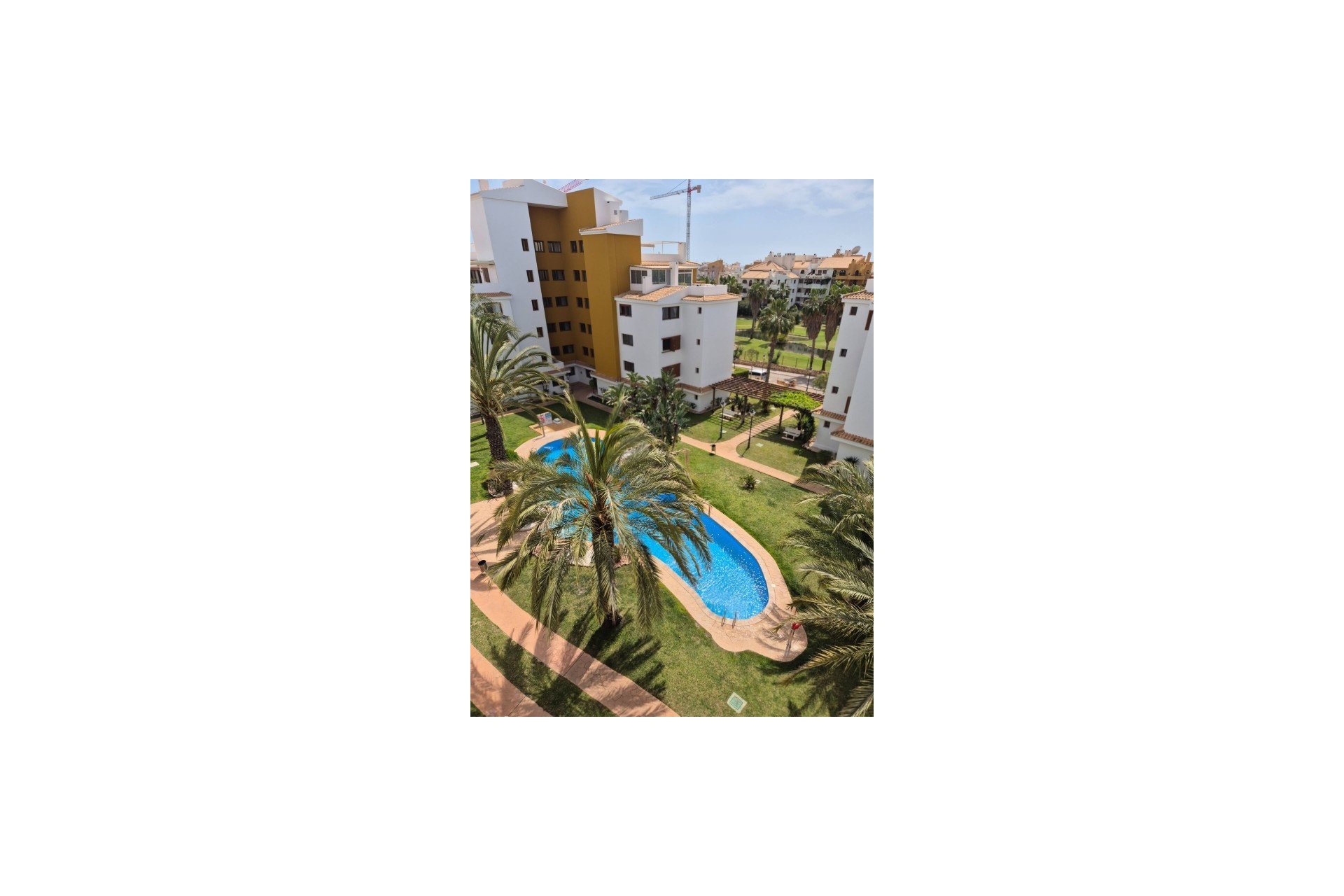 Herverkoop - Apartment -
Punta Prima - Costa Blanca