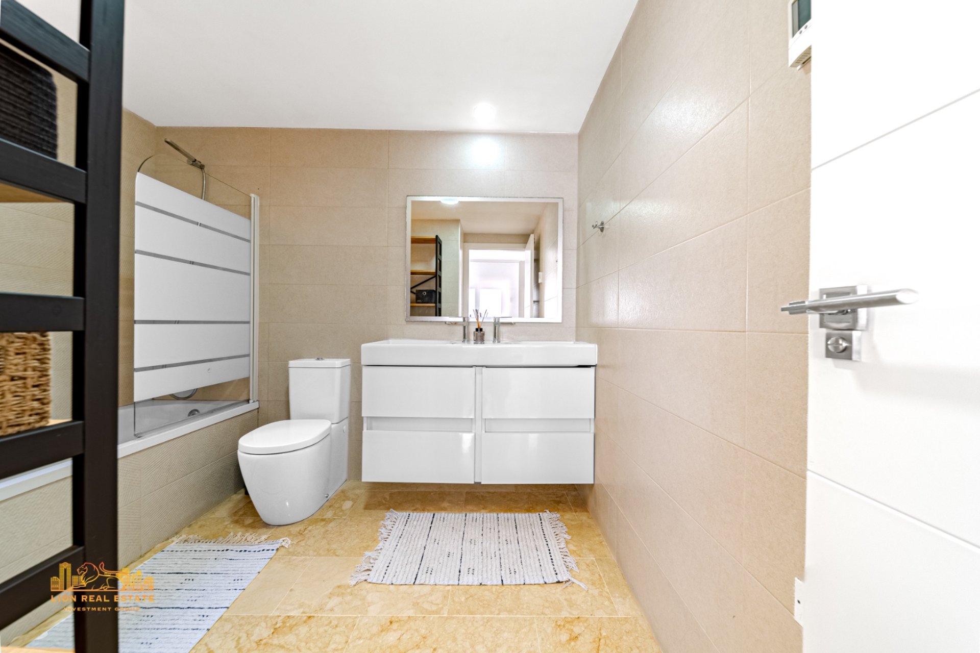 Herverkoop - Apartment -
Punta Prima