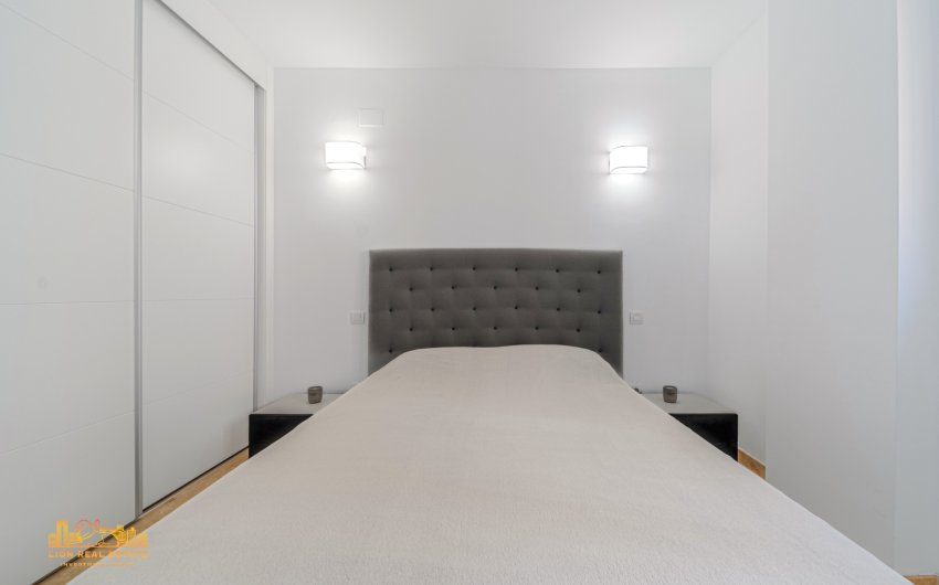 Herverkoop - Apartment -
Punta Prima