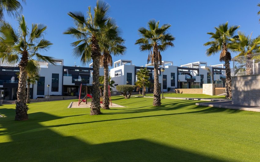 Herverkoop - Apartment -
Punta Prima