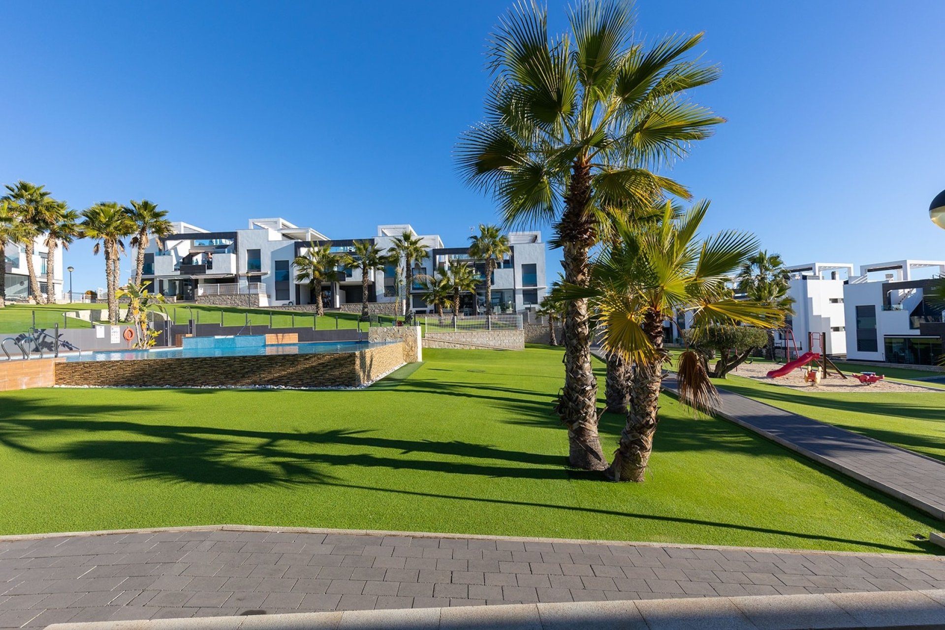 Herverkoop - Apartment -
Punta Prima