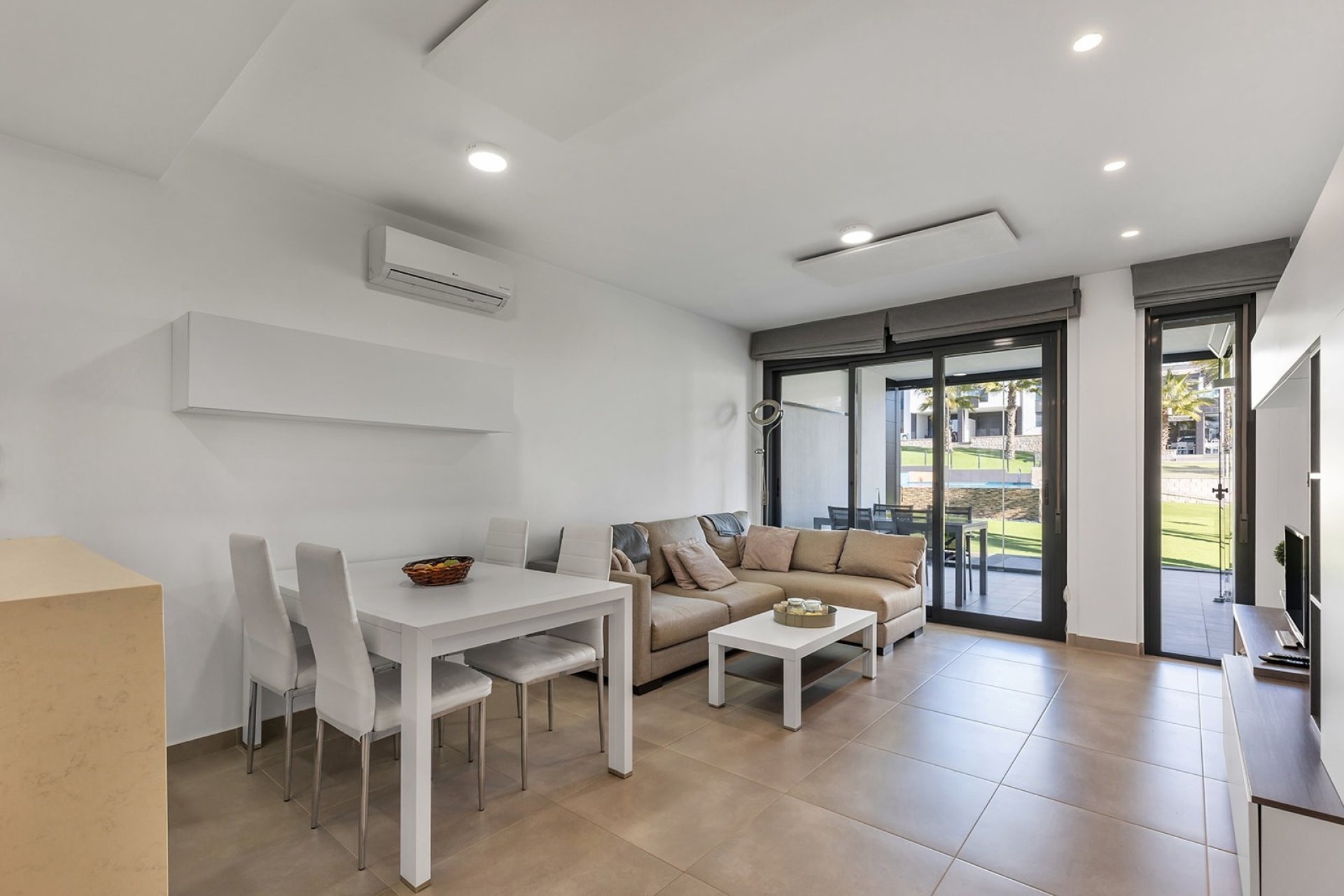 Herverkoop - Apartment -
Punta Prima