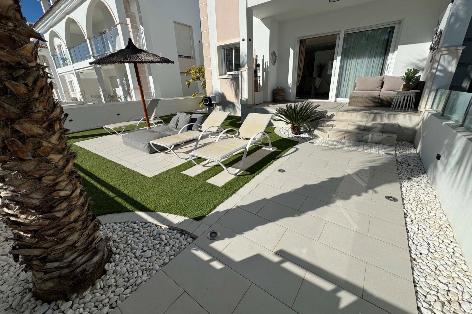 Herverkoop - Apartment -
Rojales - Cuidad Quesada