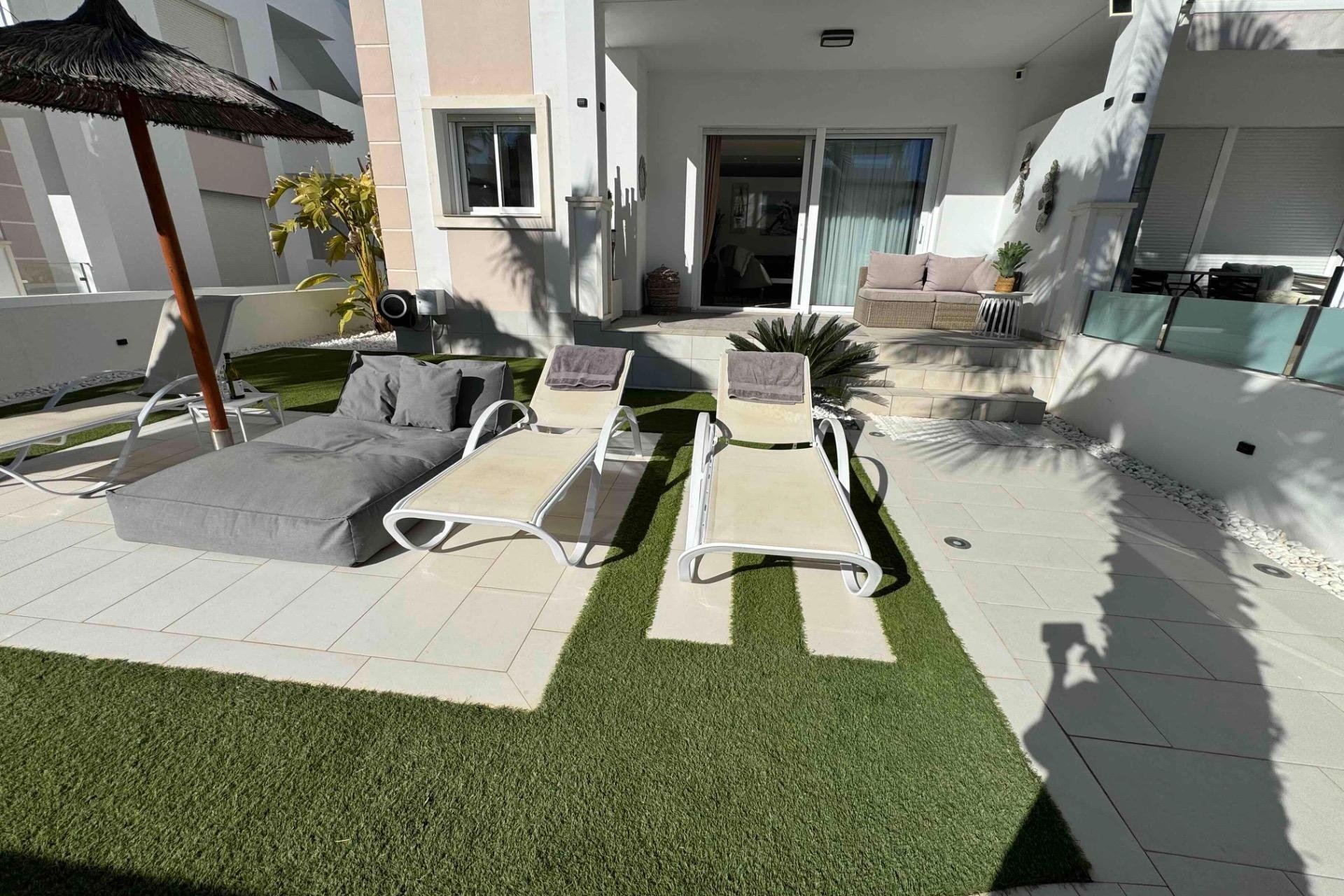 Herverkoop - Apartment -
Rojales - Cuidad Quesada