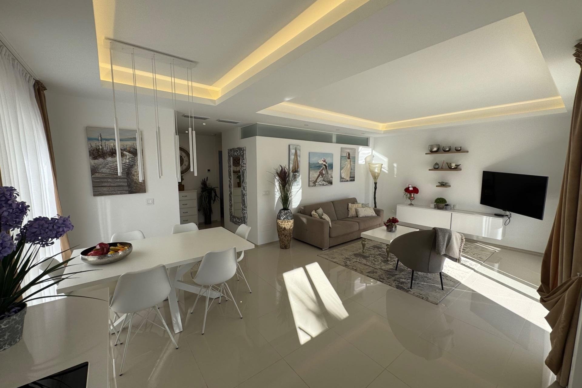 Herverkoop - Apartment -
Rojales - Cuidad Quesada