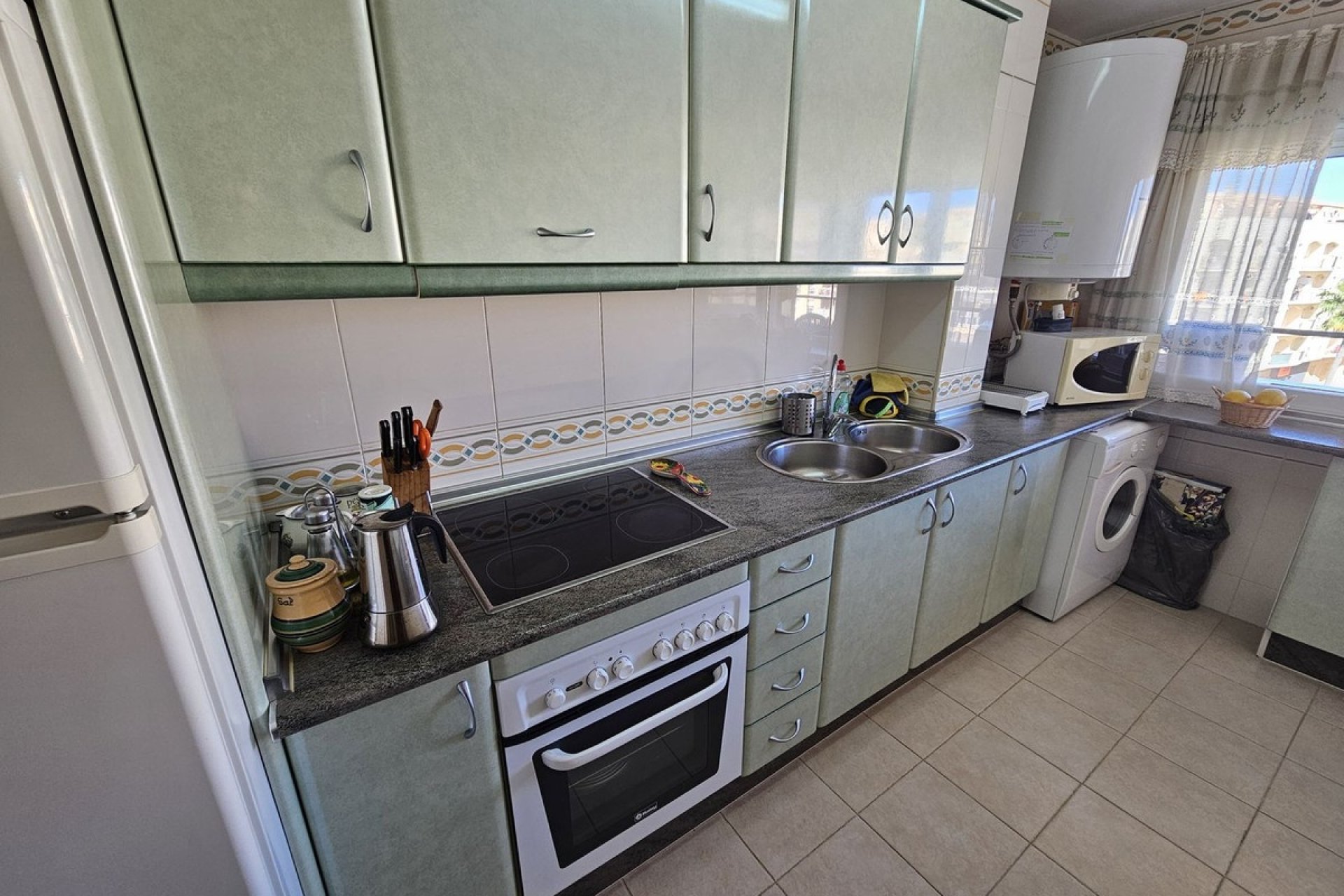 Herverkoop - Apartment -
San Luis de Sabinillas - Costa del Sol