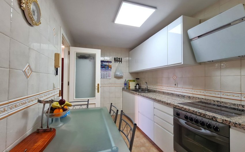 Herverkoop - Apartment -
San Luis de Sabinillas - Costa del Sol