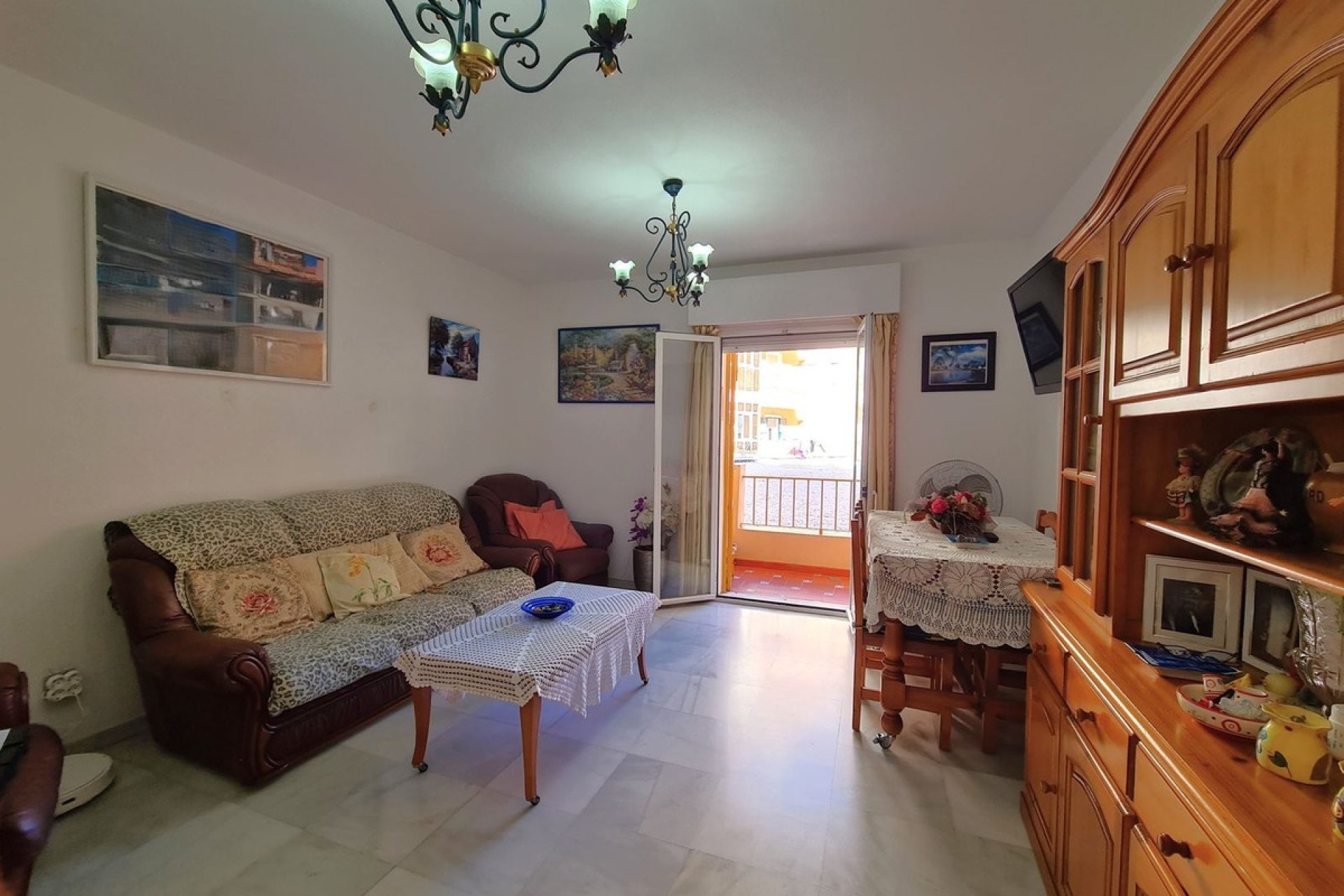 Herverkoop - Apartment -
San Luis de Sabinillas - Costa del Sol