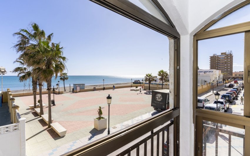 Herverkoop - Apartment -
San Luis de Sabinillas - Costa del Sol