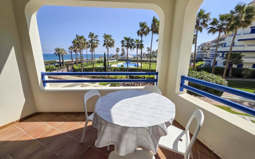 Herverkoop - Apartment -
San Luis de Sabinillas - Costa del Sol
