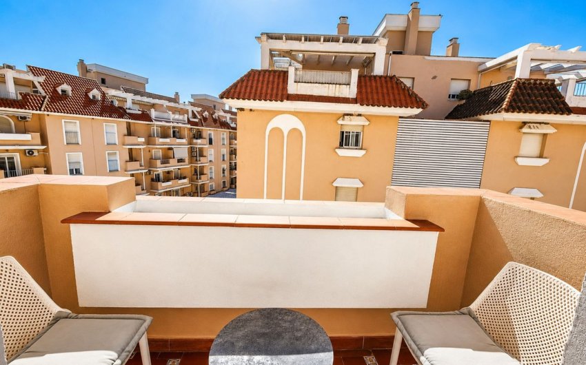 Herverkoop - Apartment -
San Luis de Sabinillas - Costa del Sol