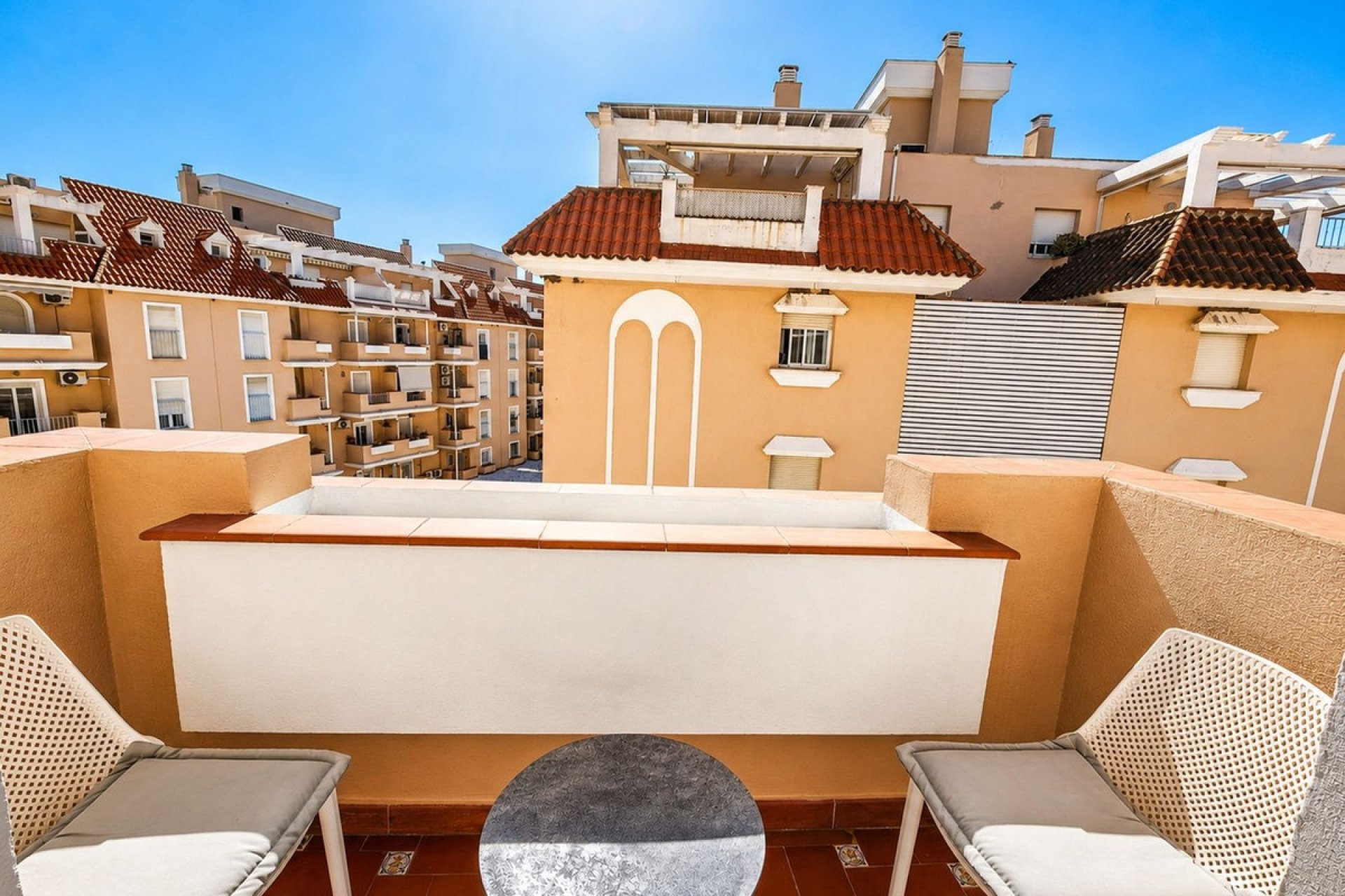 Herverkoop - Apartment -
San Luis de Sabinillas - Costa del Sol