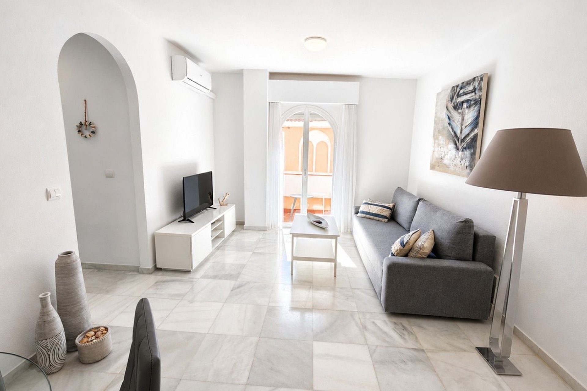 Herverkoop - Apartment -
San Luis de Sabinillas - Costa del Sol