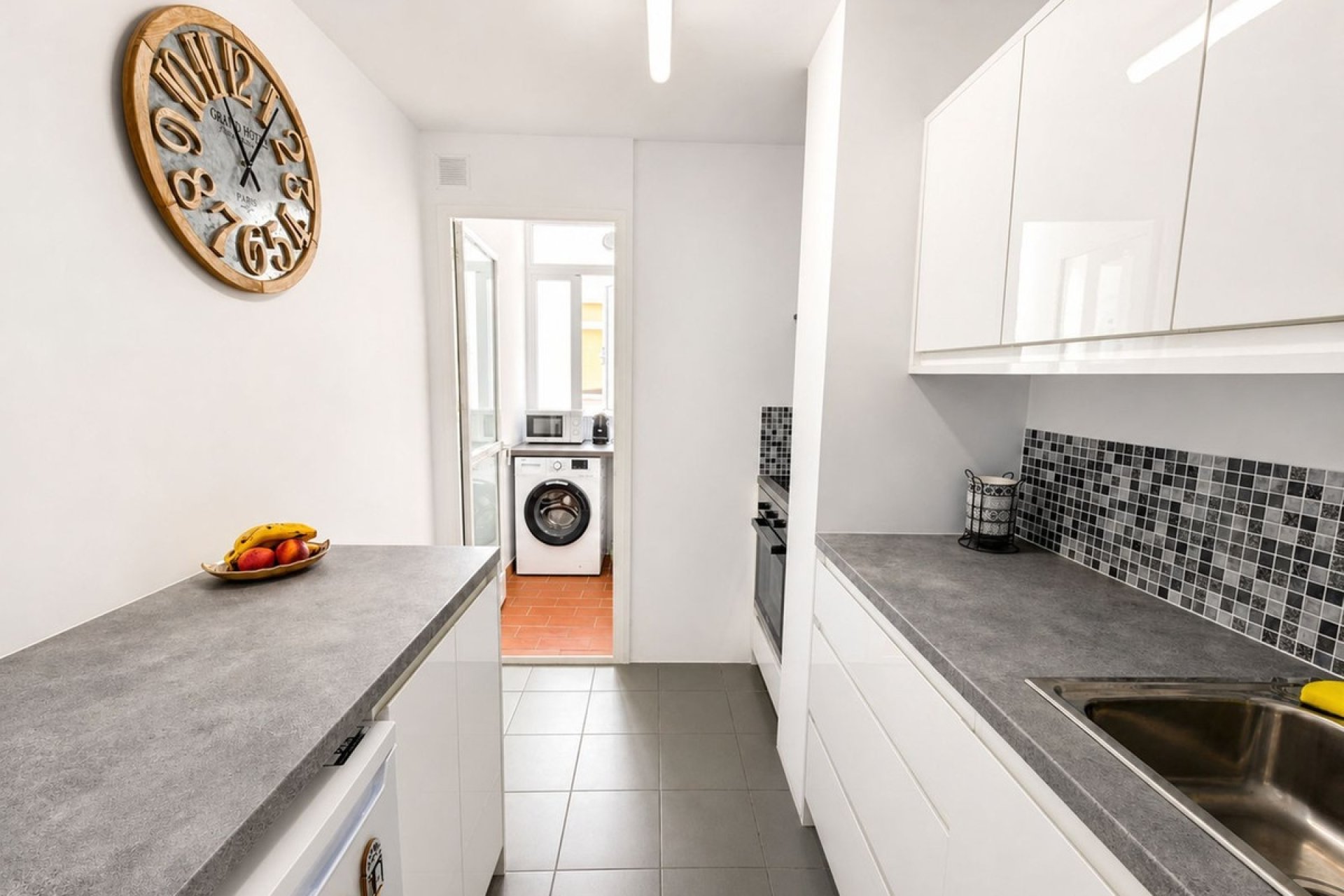 Herverkoop - Apartment -
San Luis de Sabinillas - Costa del Sol