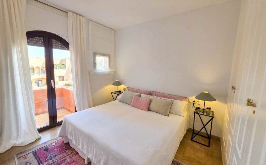 Herverkoop - Apartment -
San Luis de Sabinillas - Costa del Sol