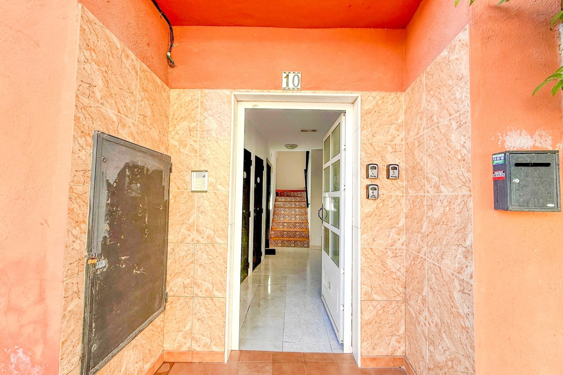 Herverkoop - Apartment -
San Miguel de Salinas - Inland